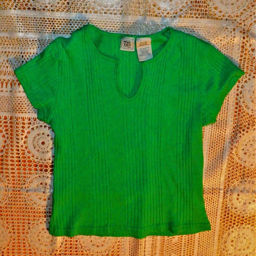 *** 725 *** TOP - Child's XL